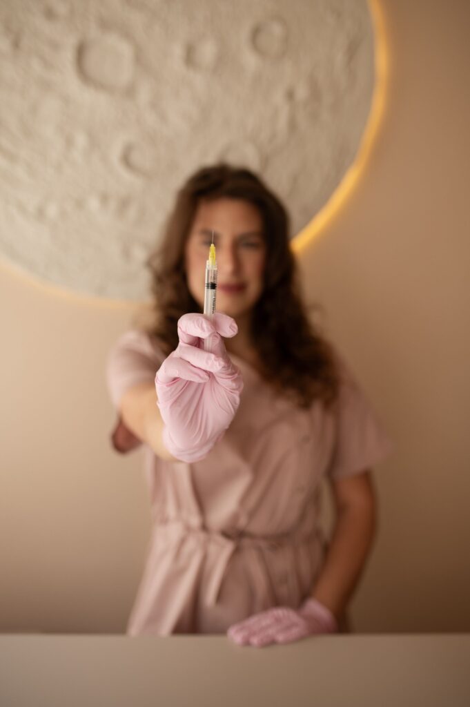 LunaBeauty-22 LunaBeauty 22 681x1024